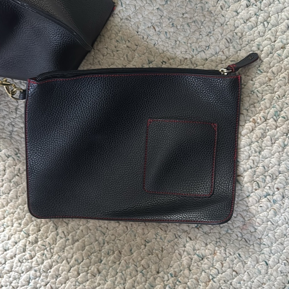 Tutilo Black Leather Tote Bag - Picture 5 of 9